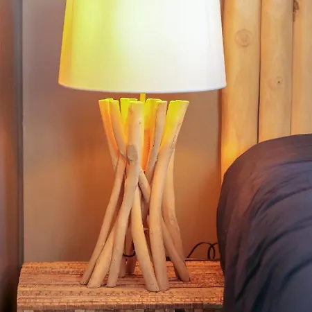 Le Bois, T2 Hypercentre Chic Et Cosy, Wifi Par Sovalfi * Saint-Etienne (Loire)