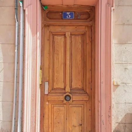 Apartment Le Bois, T2 Hypercentre Chic Et Cosy, Wifi Par Sovalfi *
