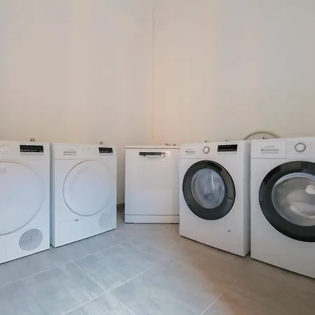 Apartment Le Bois, T2 Hypercentre Chic Et Cosy, Wifi Par Sovalfi